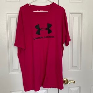 Hot pink Under Armour loose Heatgear top.
